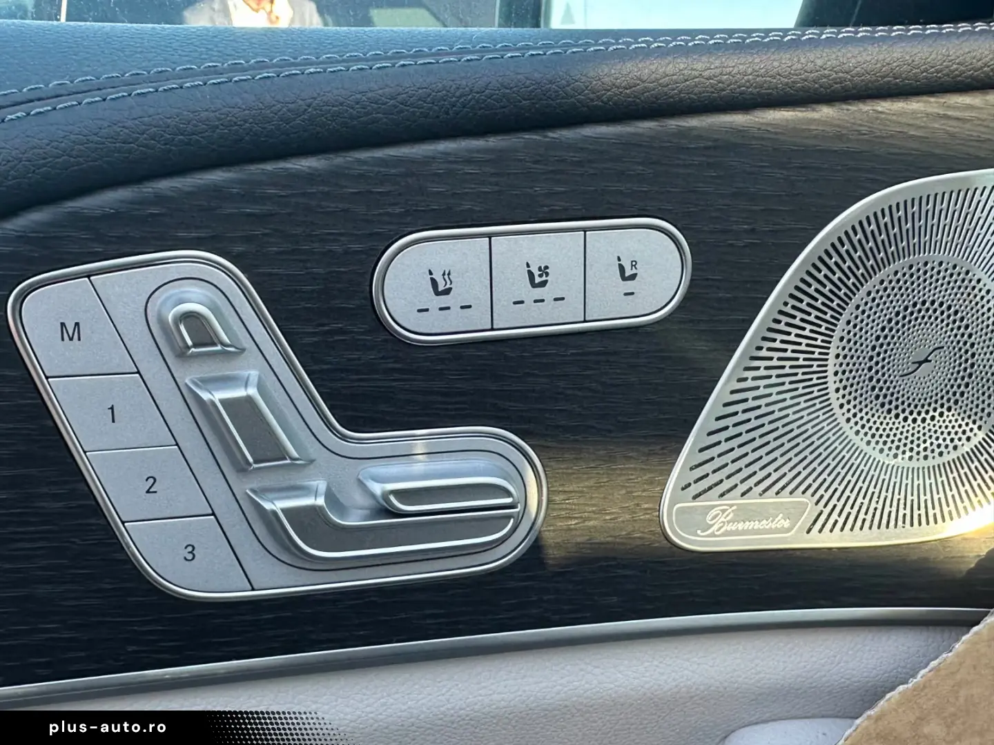 Mercedes-Benz GLE 300d 4M AMG PANO LUFT HUD BELÜF AHK BURM