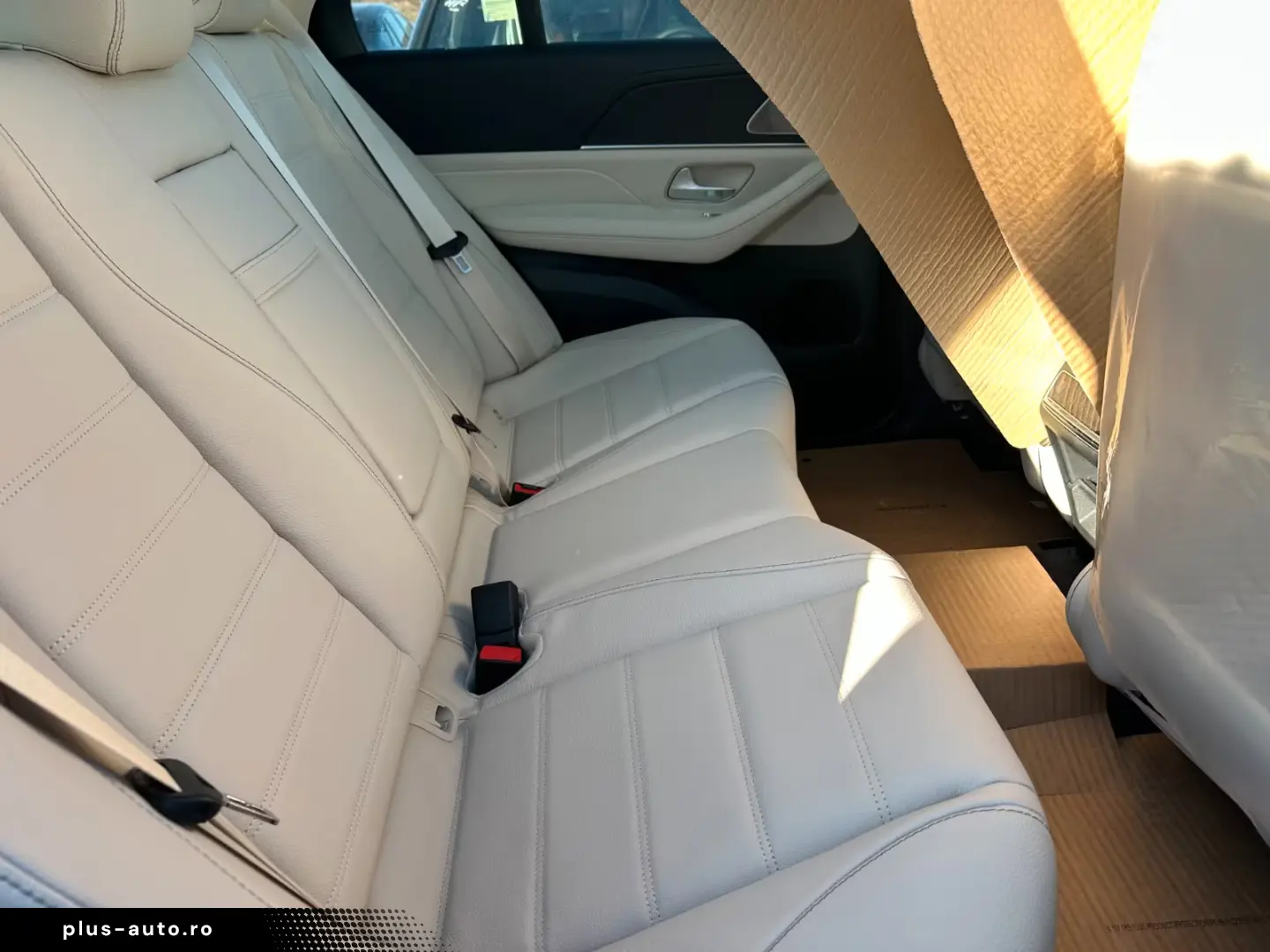 Mercedes-Benz GLE 300d 4M AMG PANO LUFT HUD BELÜF AHK BURM