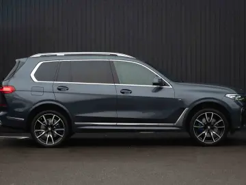 BMW X7 xDrive40d 7 locuri M-Sport