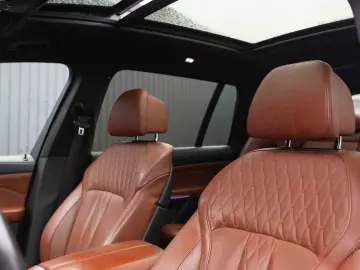 BMW X7 xDrive40d 7 locuri M-Sport