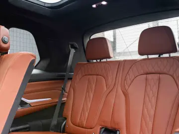 BMW X7 xDrive40d 7 locuri M-Sport