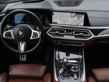 BMW X7 xDrive40d 7 locuri M-Sport