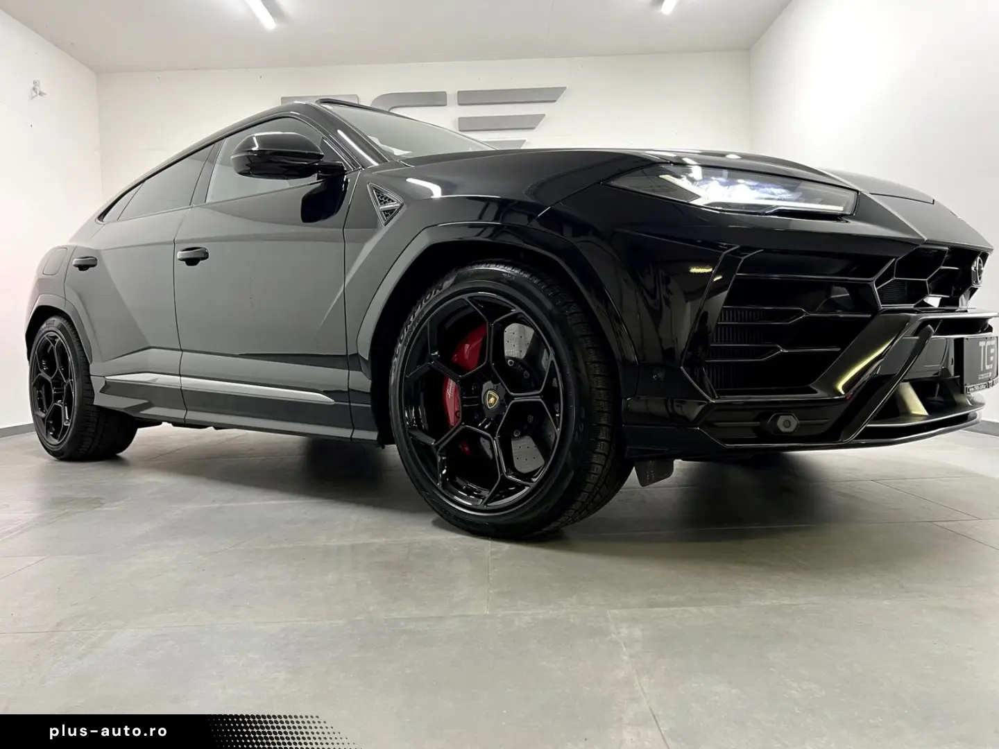 LAMBORGHINI Urus AWD Aut. Pano  Keramik B&O  Massage  ...
