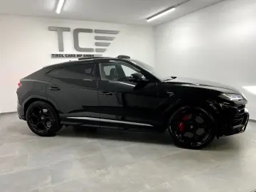 LAMBORGHINI Urus AWD Aut. Pano  Keramik B&O  Massage  ...