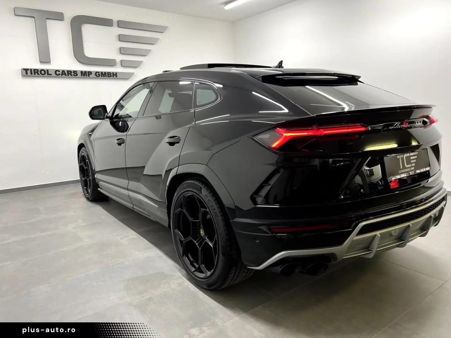 LAMBORGHINI Urus AWD Aut. Pano  Keramik B&O  Massage  ...