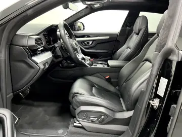 LAMBORGHINI Urus AWD Aut. Pano  Keramik B&O  Massage  ...