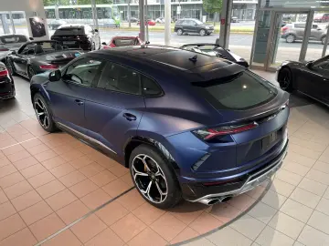 LAMBORGHINI Urus.ADAS PANORAMA HEAD-UP NIGHT-VISION MATTLACK