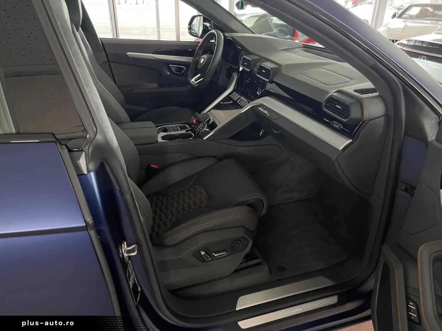 LAMBORGHINI Urus.ADAS PANORAMA HEAD-UP NIGHT-VISION MATTLACK