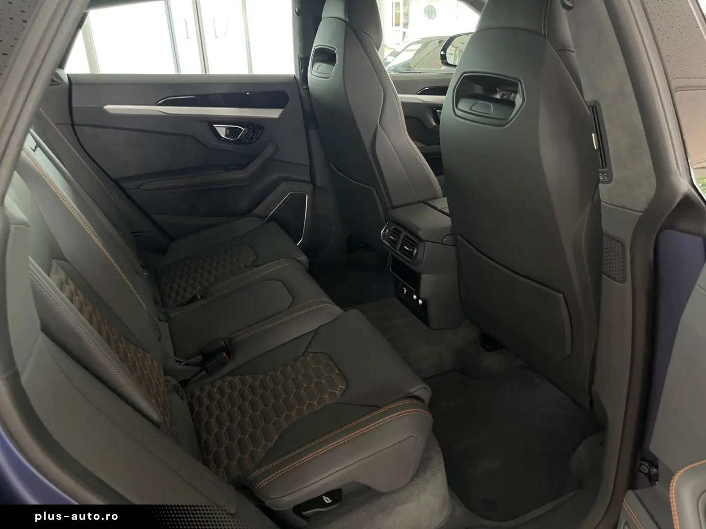 LAMBORGHINI Urus.ADAS PANORAMA HEAD-UP NIGHT-VISION MATTLACK