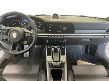 PORSCHE 911 Carrera S Cabrio Exclusive Carbon Fahrassist