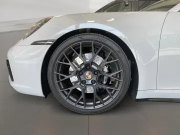 PORSCHE 911 Carrera S Cabrio Exclusive Carbon Fahrassist