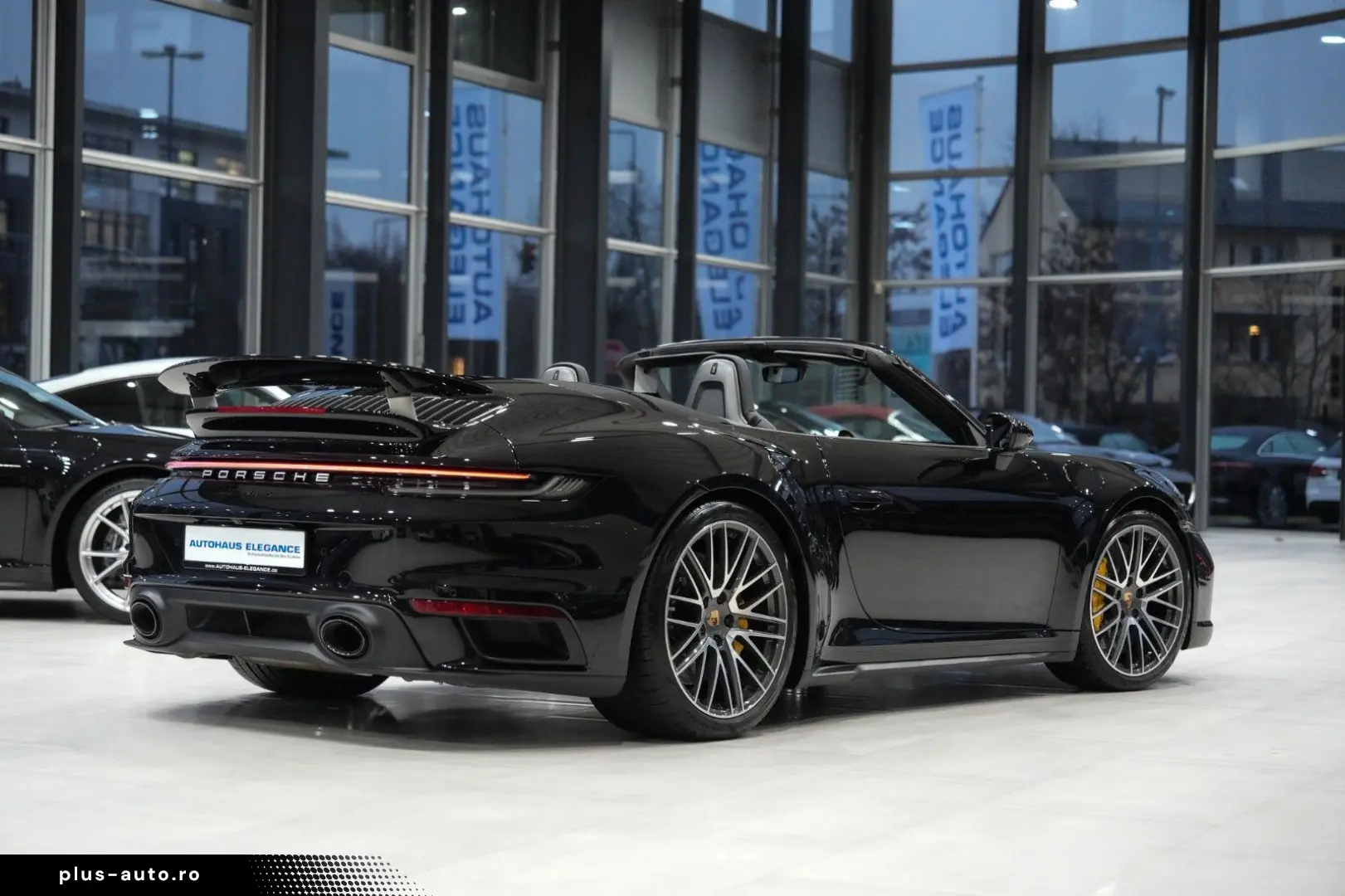 PORSCHE 911 Turbo S Cabrio SPORTABGAS CARBON LIFT 1.HAND