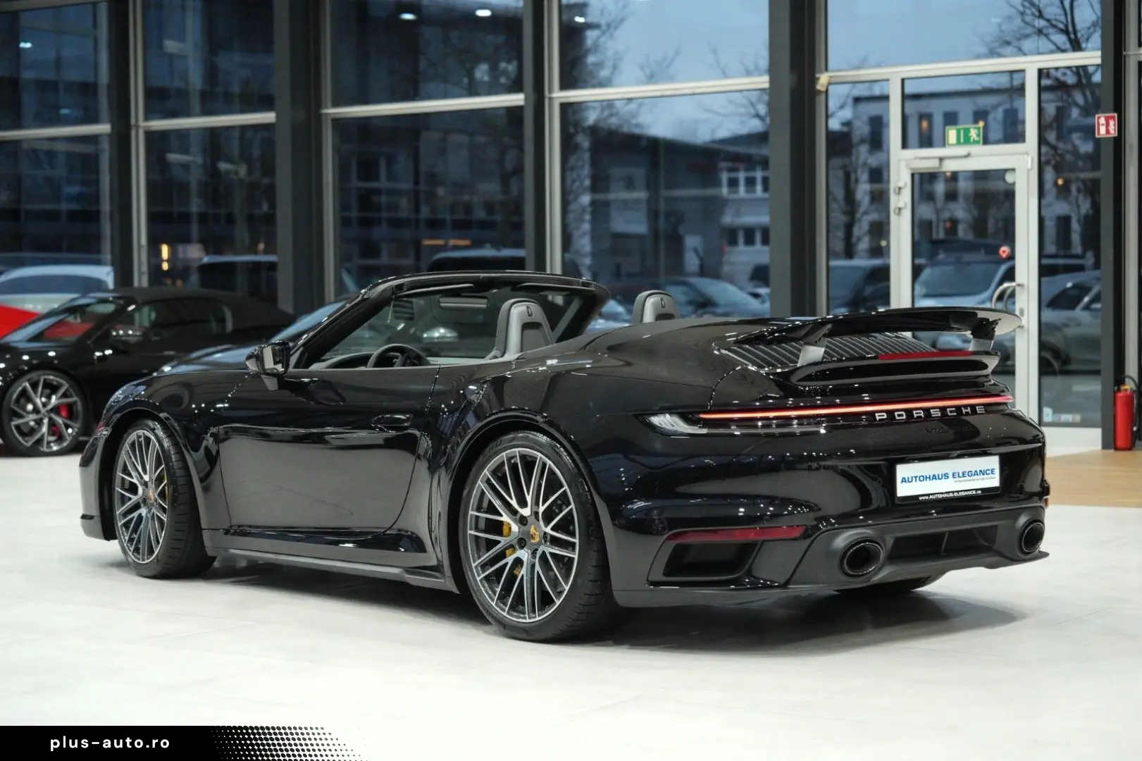 PORSCHE 911 Turbo S Cabrio SPORTABGAS CARBON LIFT 1.HAND