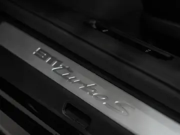 PORSCHE 911 Turbo S Cabrio SPORTABGAS CARBON LIFT 1.HAND