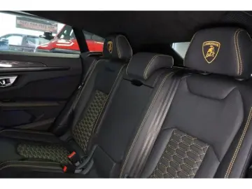 LAMBORGHINI Urus Ceramic Carbon B&O Garantie Facelift