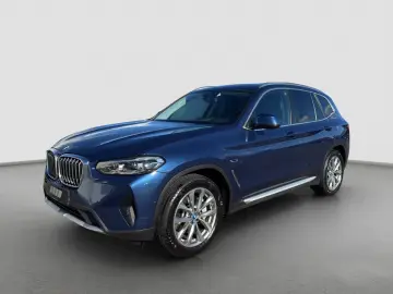 BMW X3 xDrive 30e (Navi LED Pano HUD Leder WLAN)