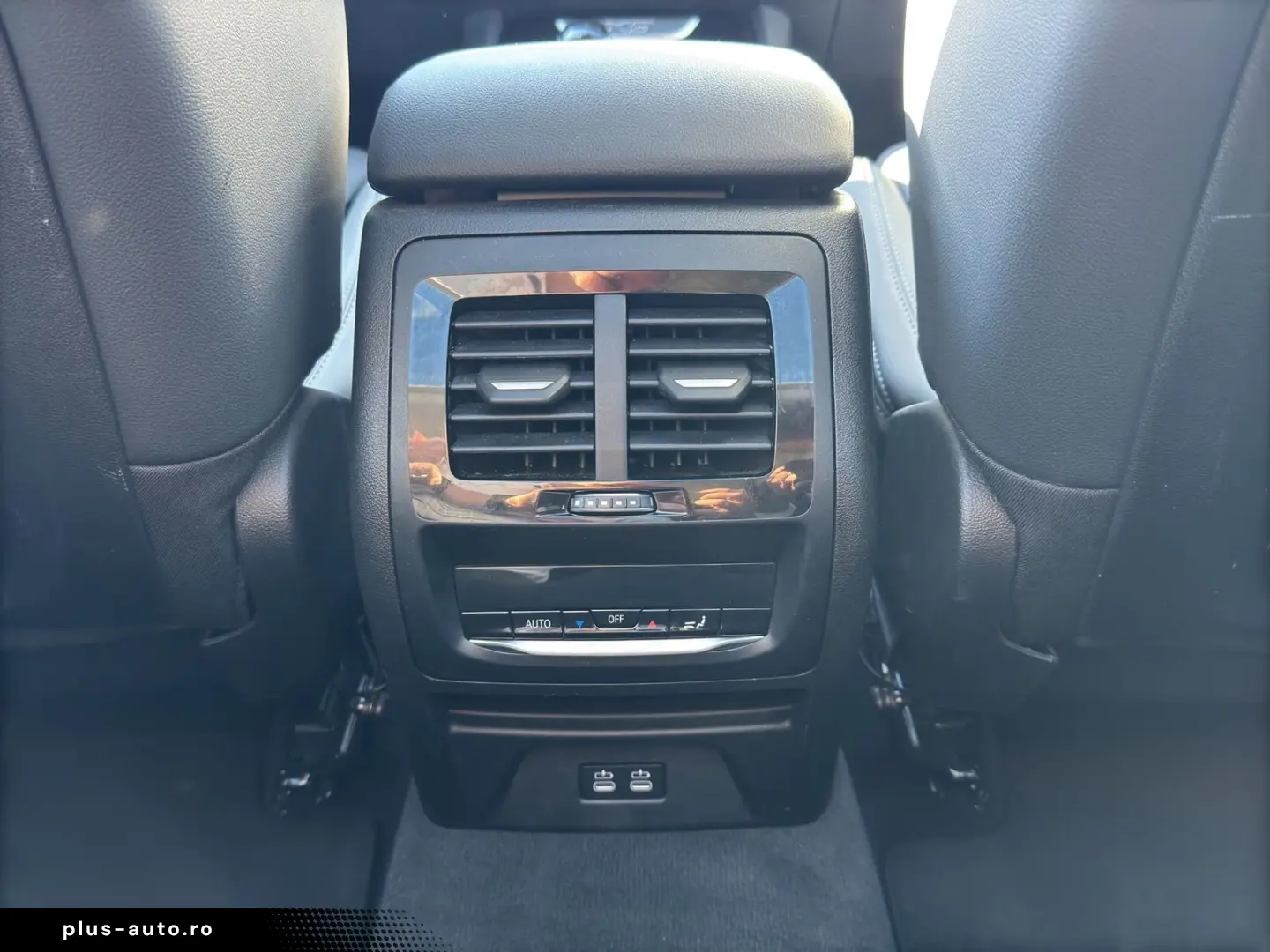 BMW X3 xDrive 30e (Navi LED Pano HUD Leder WLAN)