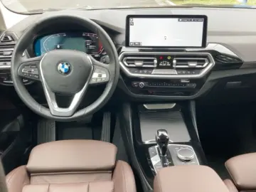 BMW X3 xDr 20i Navi Leder Dig Cockpit Memory LED El.