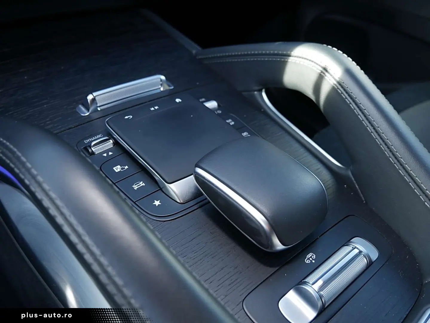 MERCEDES-BENZ GLE 63 AMG s 4M PREMIUM PLUS STANDH. AHK DIST.