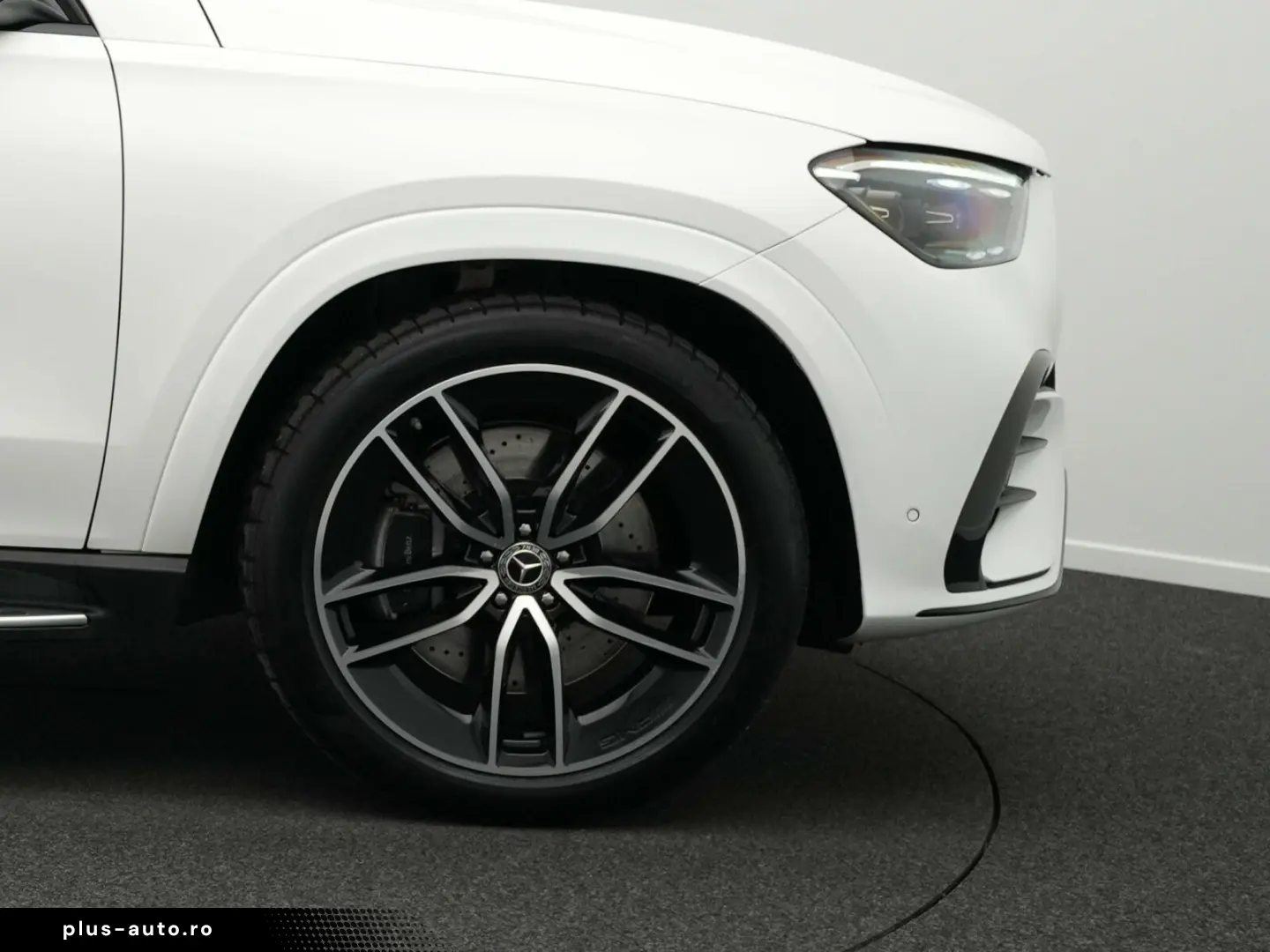 MERCEDES-BENZ GLE 450 d 4M AMG-Line Pano AHK 22  Burm Night