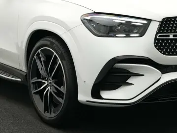 MERCEDES-BENZ GLE 450 d 4M AMG-Line Pano AHK 22  Burm Night
