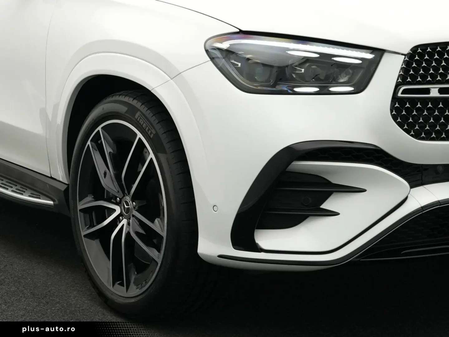 MERCEDES-BENZ GLE 450 d 4M AMG-Line Pano AHK 22  Burm Night