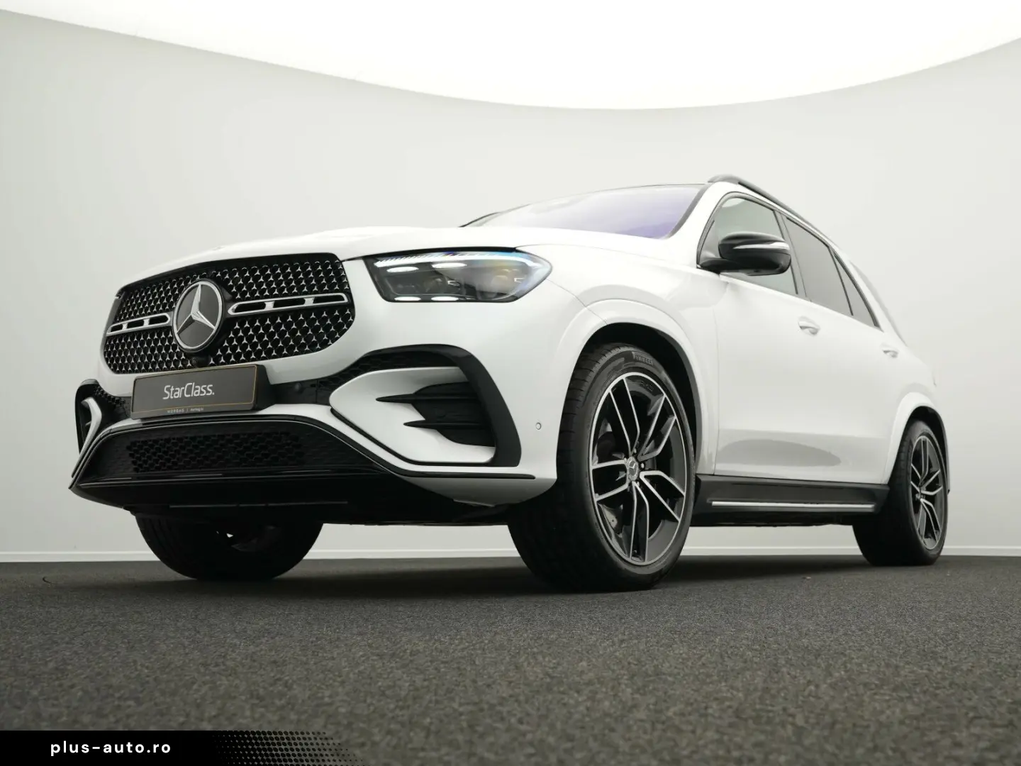 MERCEDES-BENZ GLE 450 d 4M AMG-Line Pano AHK 22  Burm Night