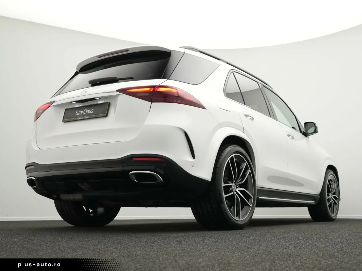 MERCEDES-BENZ GLE 450 d 4M AMG-Line Pano AHK 22  Burm Night