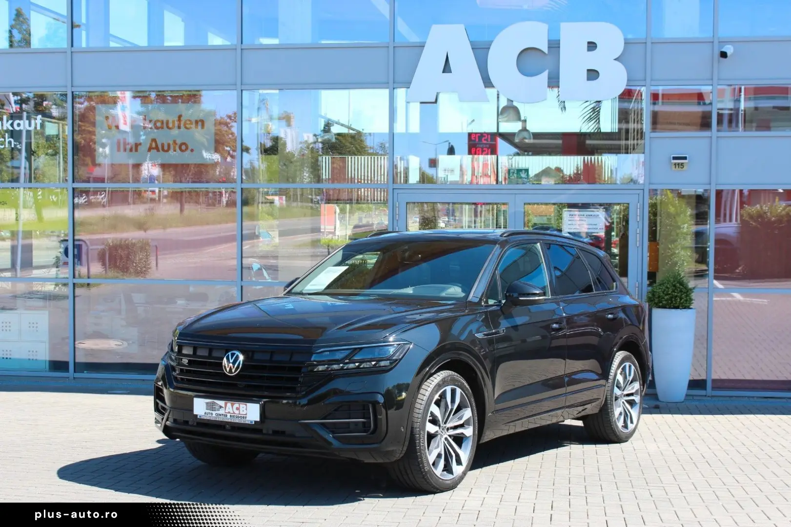 VW Touareg R-Line IQ LED Stdhzg AHK DynAud Luft 21