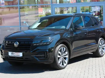 VW Touareg R-Line IQ LED Stdhzg AHK DynAud Luft 21