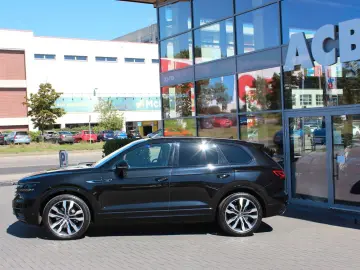 VW Touareg R-Line IQ LED Stdhzg AHK DynAud Luft 21