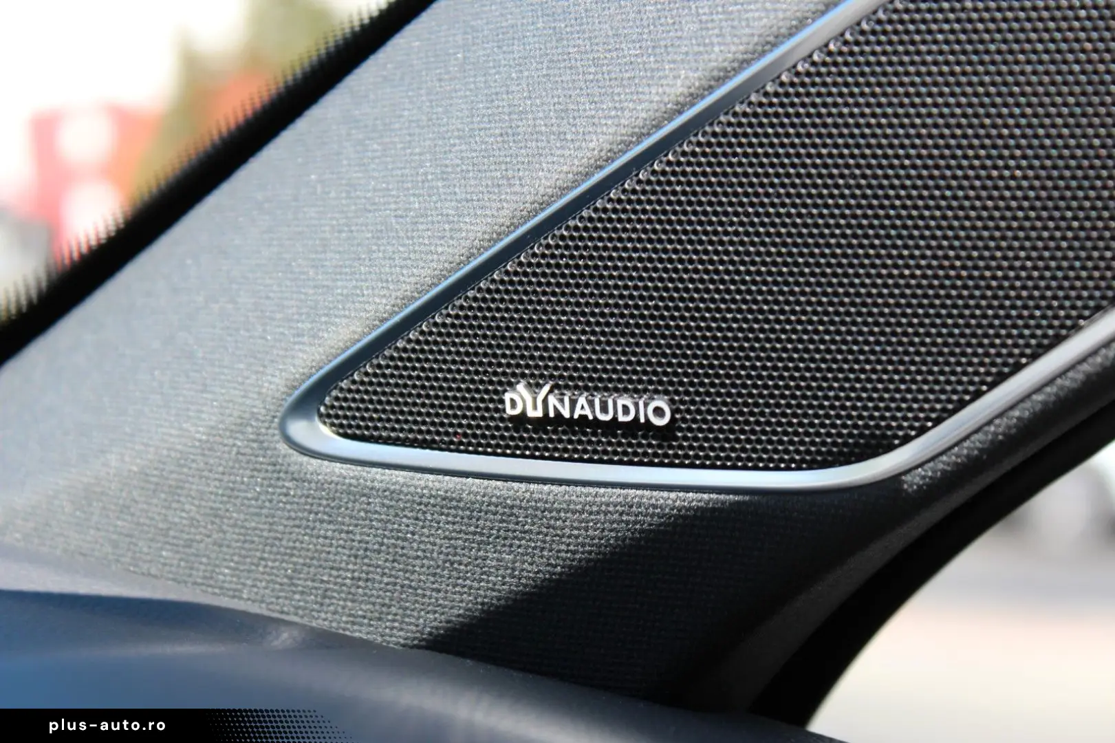 VW Touareg R-Line IQ LED Stdhzg AHK DynAud Luft 21