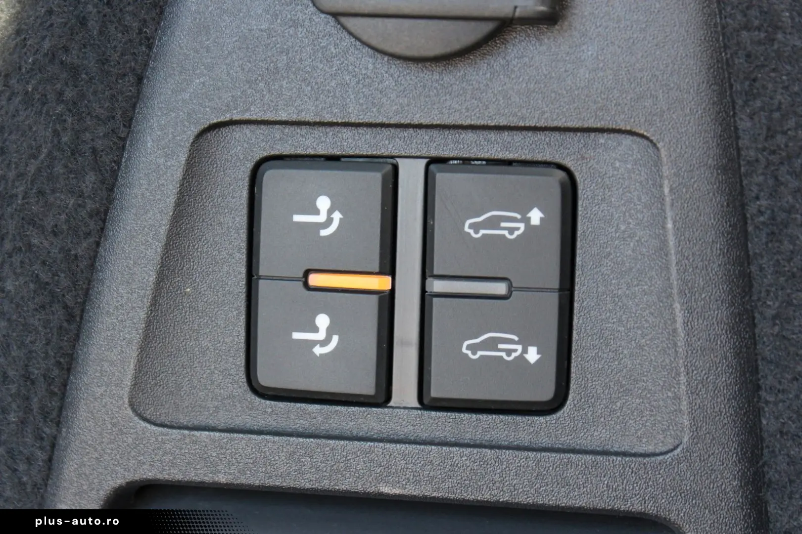 VW Touareg R-Line IQ LED Stdhzg AHK DynAud Luft 21