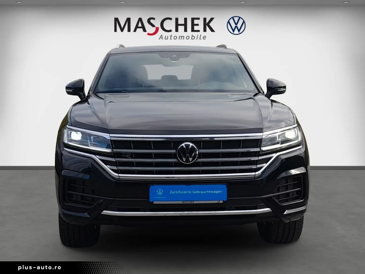 VW Touareg R-Line 3.0 TDI AHK Luftfwk Anschlussg Me