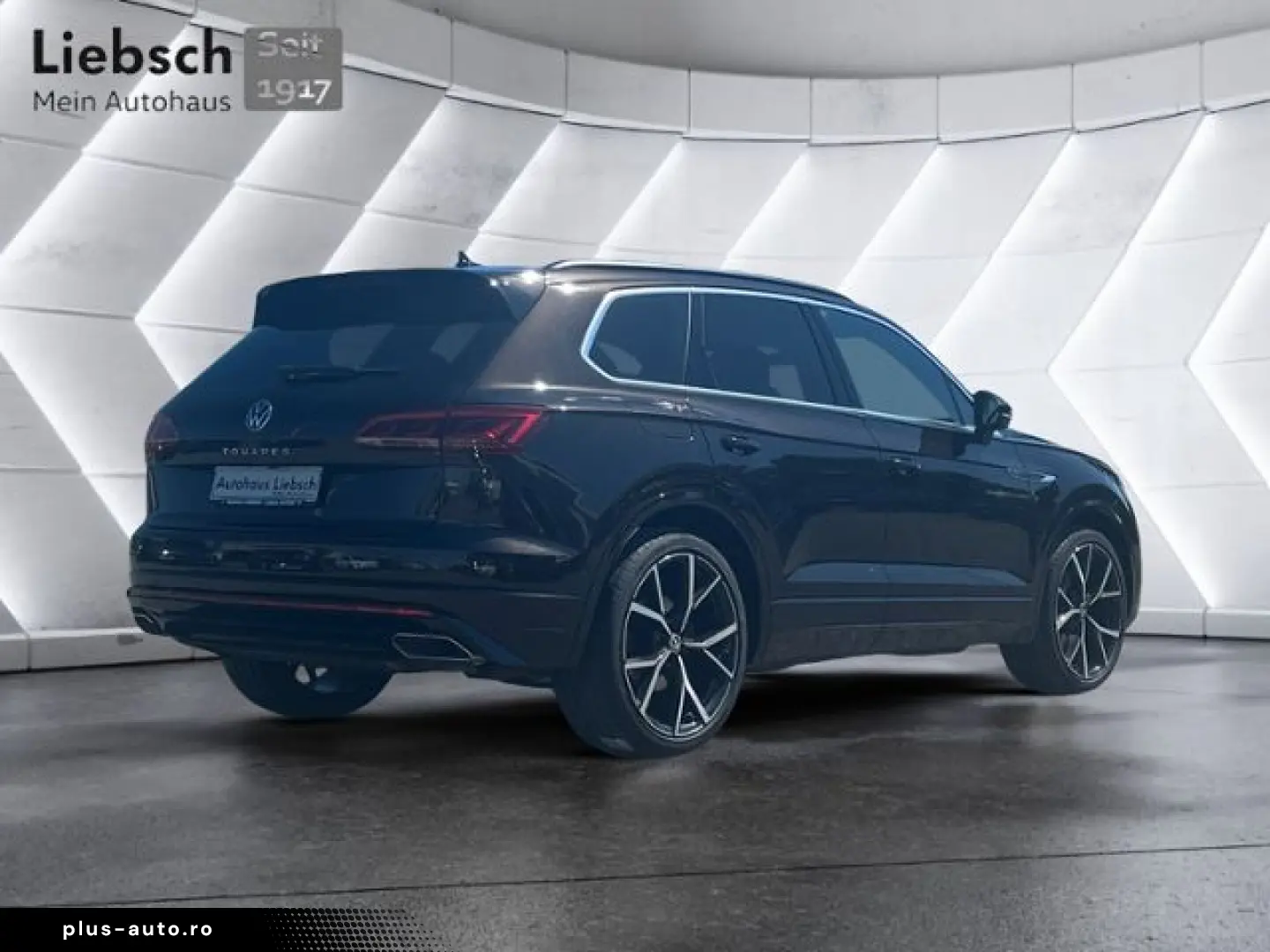 VW Touareg R-Line 3.0l TDI Leder LED IQ-Light Luft