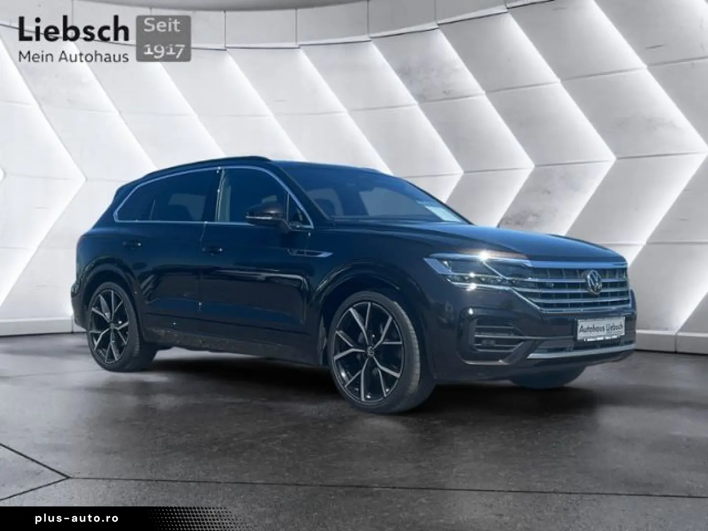 VW Touareg R-Line 3.0l TDI Leder LED IQ-Light Luft