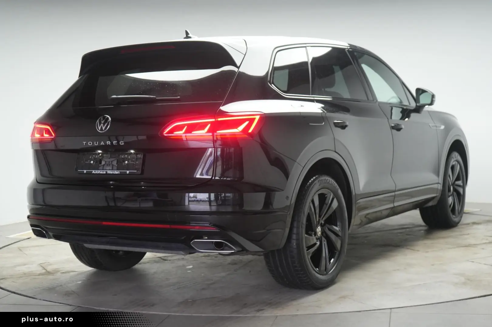 VW Touareg 3.0 V6 TDI 4Motion R-Line Leder ACC Kame