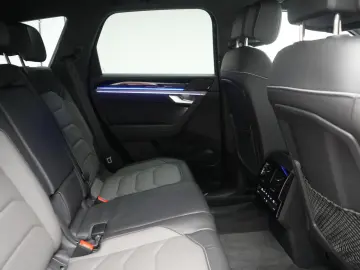 VW Touareg 3.0 V6 TDI 4Motion R-Line Leder ACC Kame