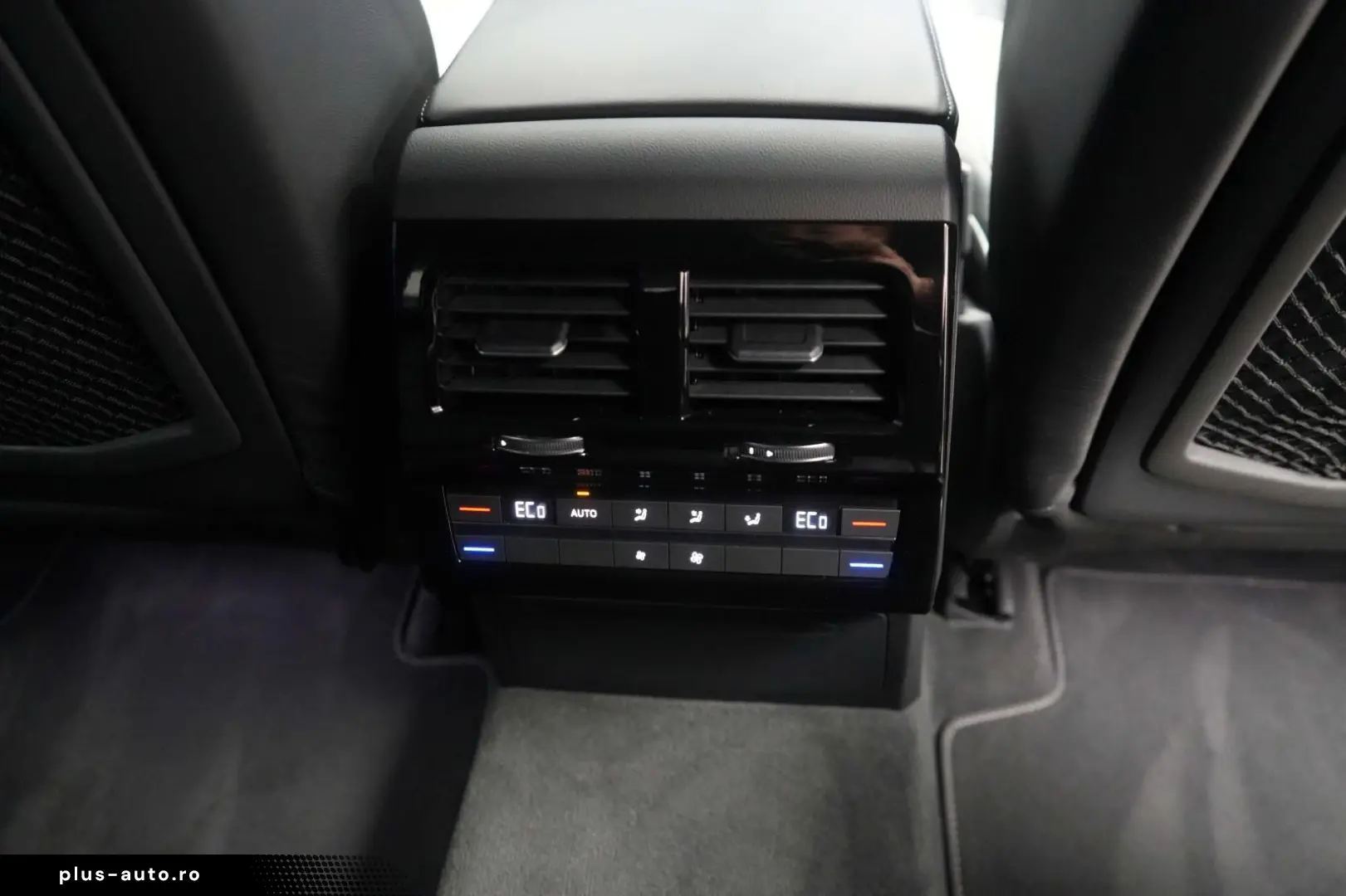 VW Touareg 3.0 V6 TDI 4Motion R-Line Leder ACC Kame