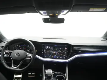 VW Touareg 3.0 V6 TDI 4Motion R-Line Leder ACC Kame