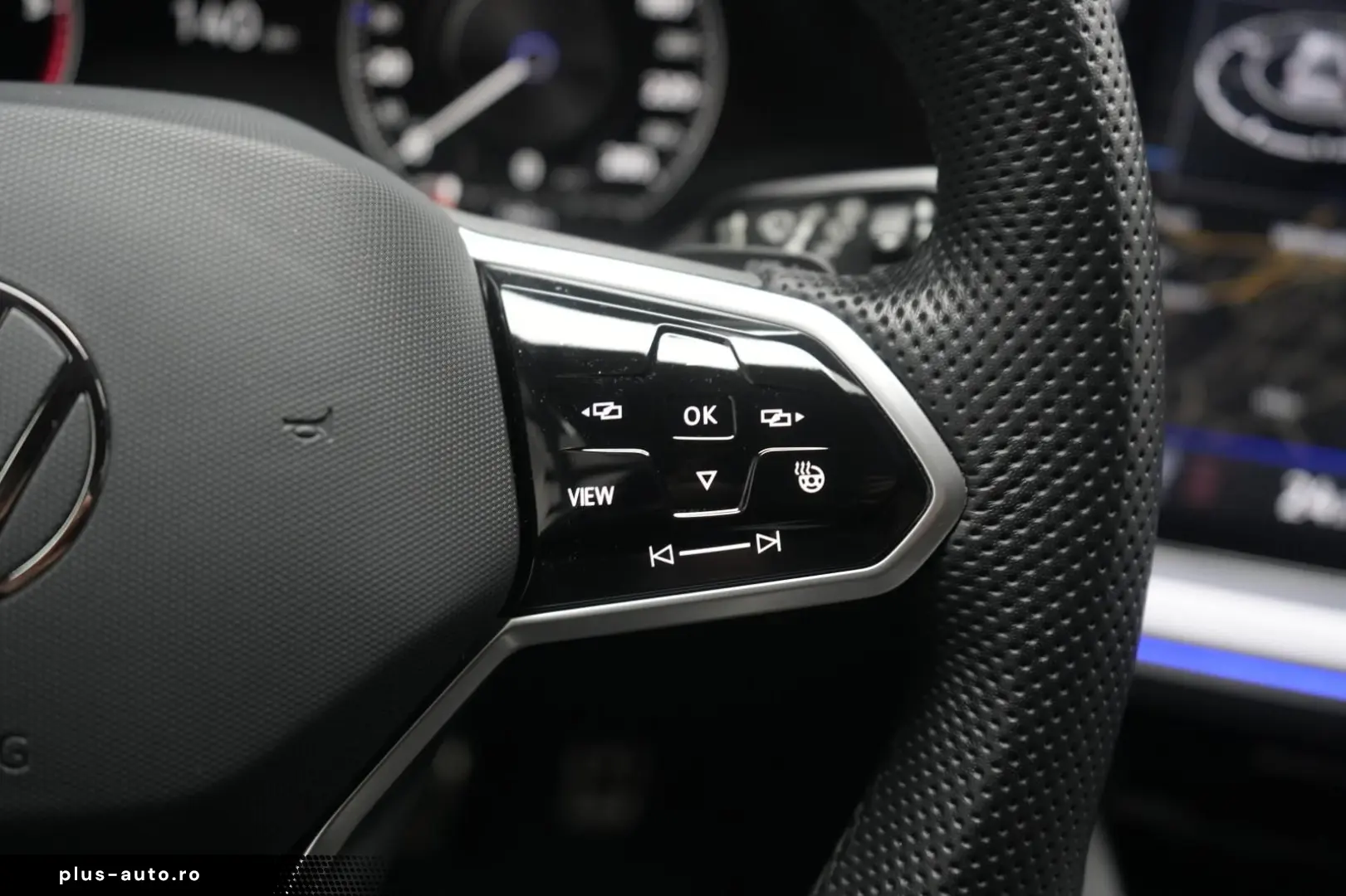 VW Touareg 3.0 V6 TDI 4Motion R-Line Leder ACC Kame