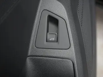 VW Touareg 3.0 V6 TDI 4Motion R-Line Leder ACC Kame