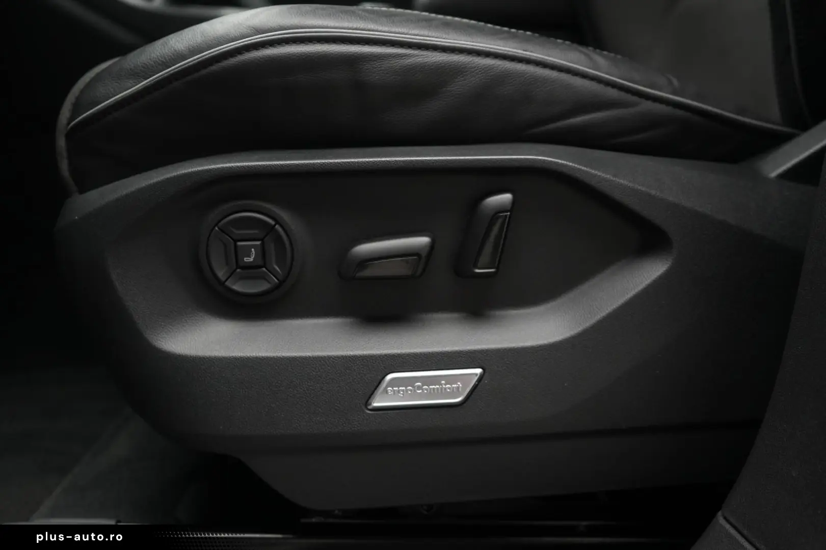 VW Touareg 3.0 V6 TDI 4Motion R-Line Leder ACC Kame