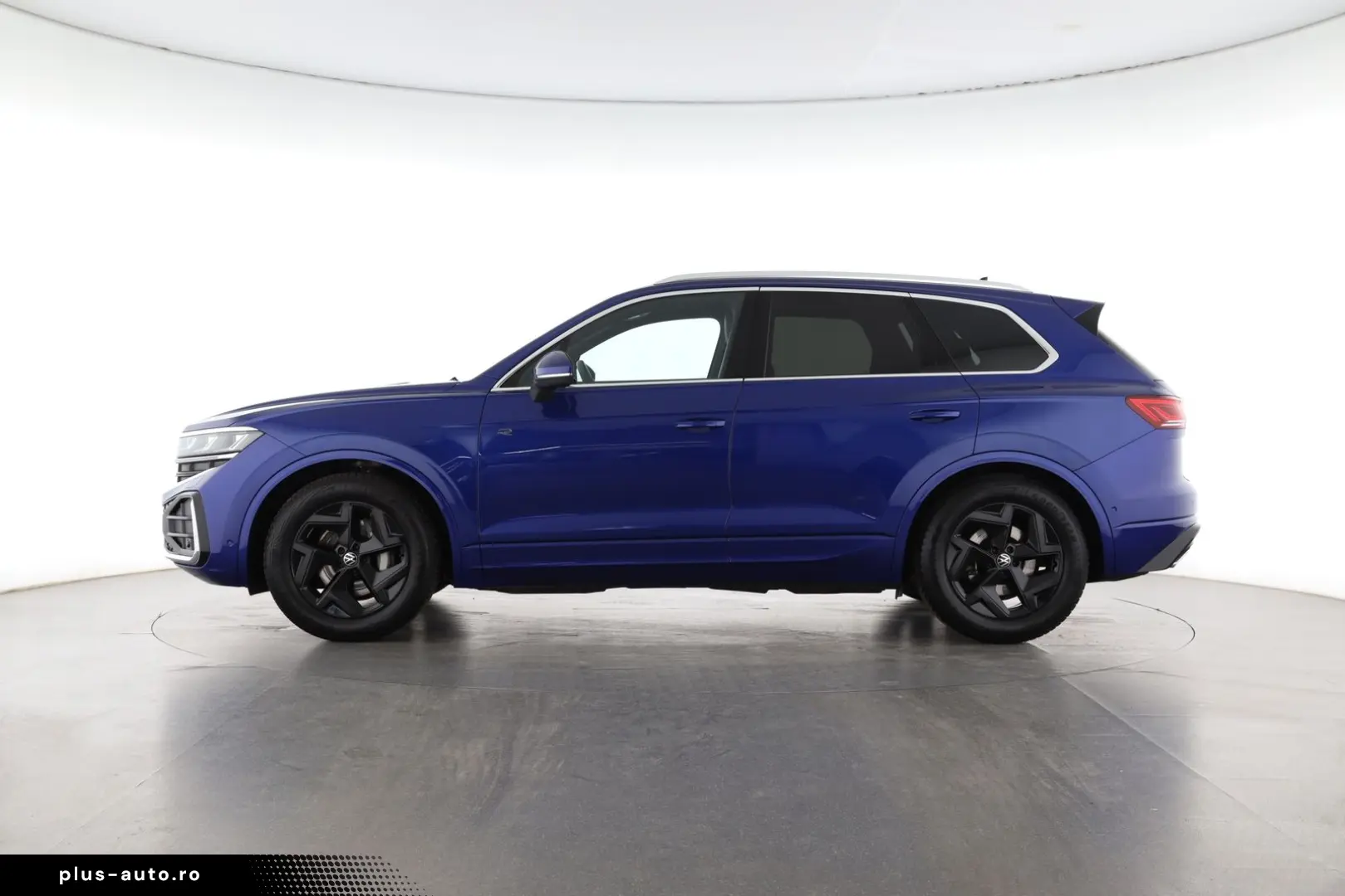 VW Touareg 3.0 TDI 4MOTION R-Line   LUFT   AHK