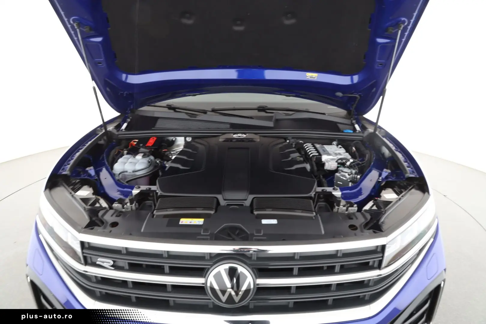 VW Touareg 3.0 TDI 4MOTION R-Line   LUFT   AHK