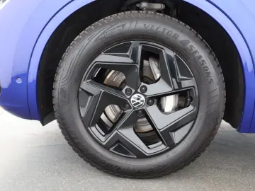 VW Touareg 3.0 TDI 4MOTION R-Line   LUFT   AHK