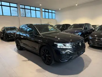 VW Touareg R-Line 4M AID DYN MATRIX LUFT 360  AHK