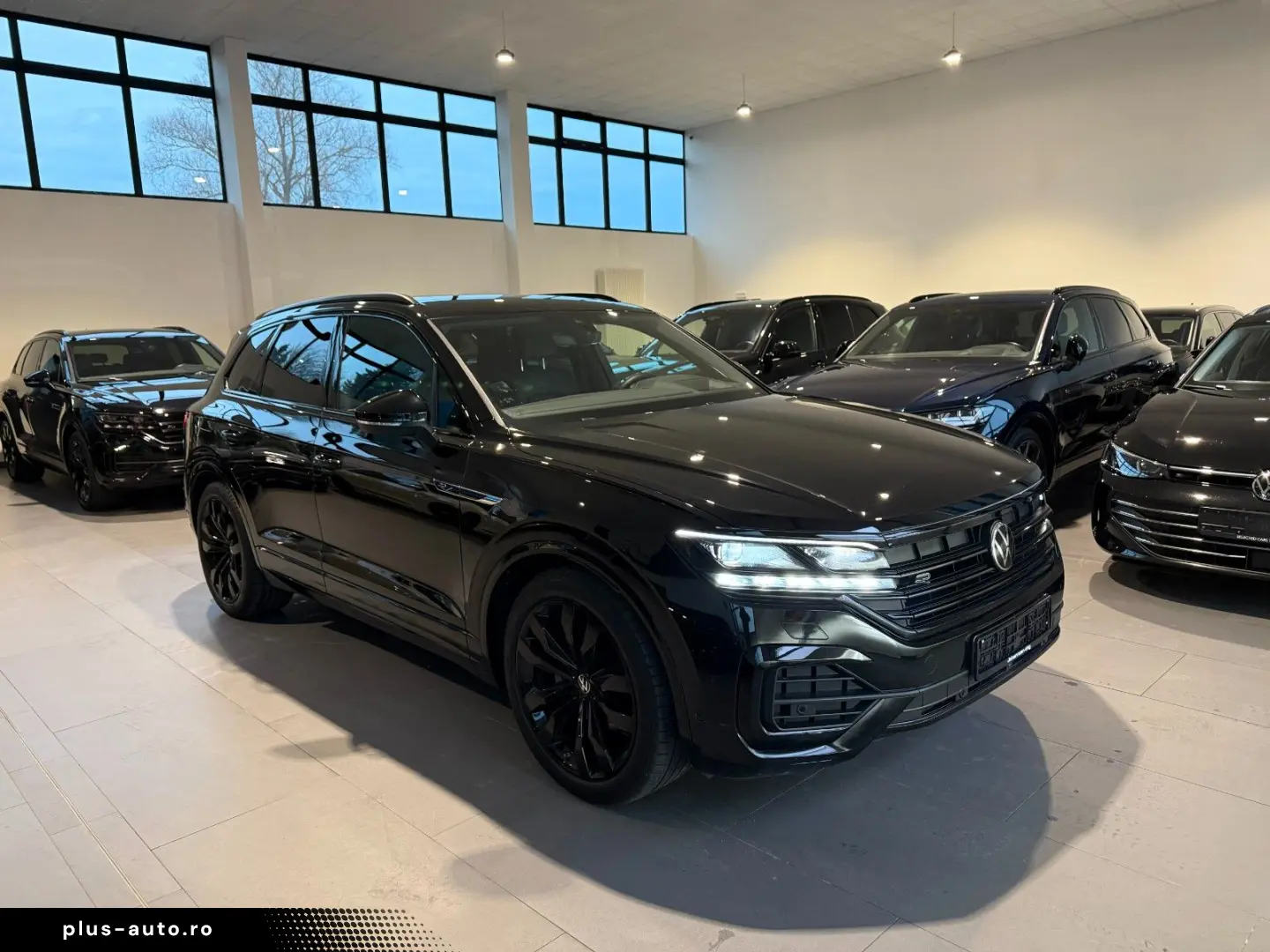 VW Touareg R-Line 4M AID DYN MATRIX LUFT 360  AHK