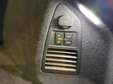 VW Touareg R-Line 4M AID DYN MATRIX LUFT 360  AHK