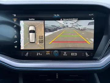 VW Touareg R-Line 4Motion Allradlenkung Pano Dynau